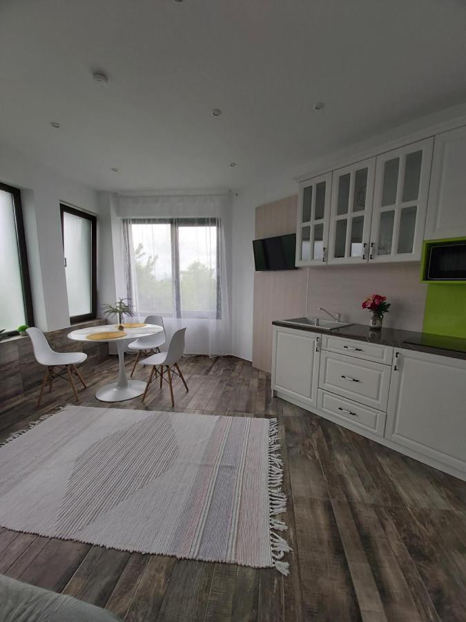 Accent House Διαμέρισμα Ντέβα Εξωτερικό φωτογραφία